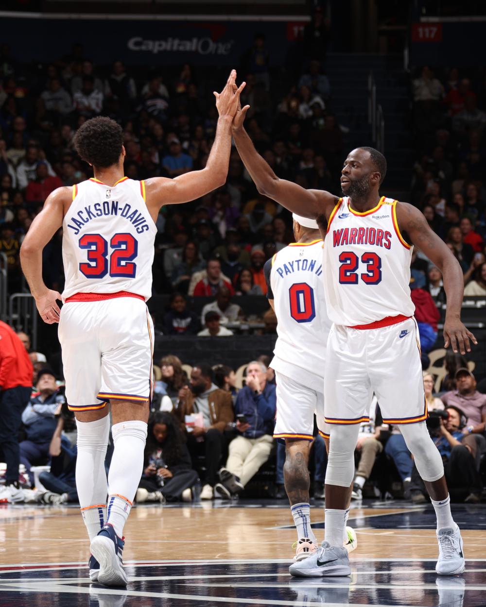 在射门或传 在射门或传