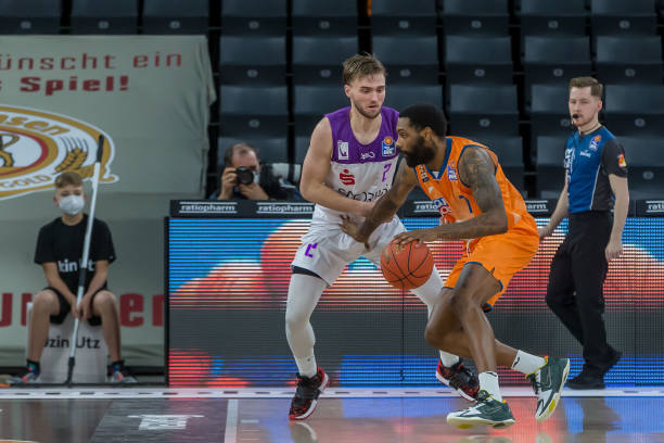 同时其市场 同时其市场